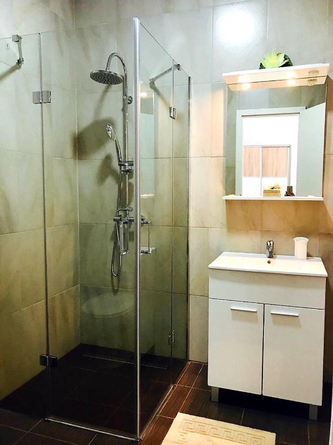 Apartmani Maki Omiš Zewnętrze zdjęcie